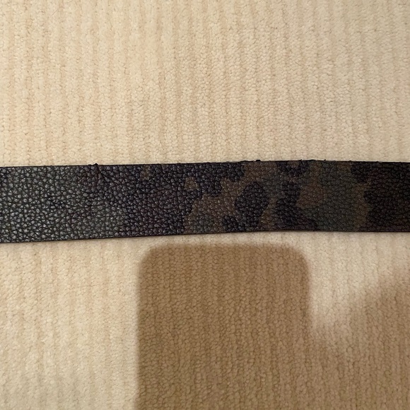 Burberry Camo Belt - Picture 11 of 13
